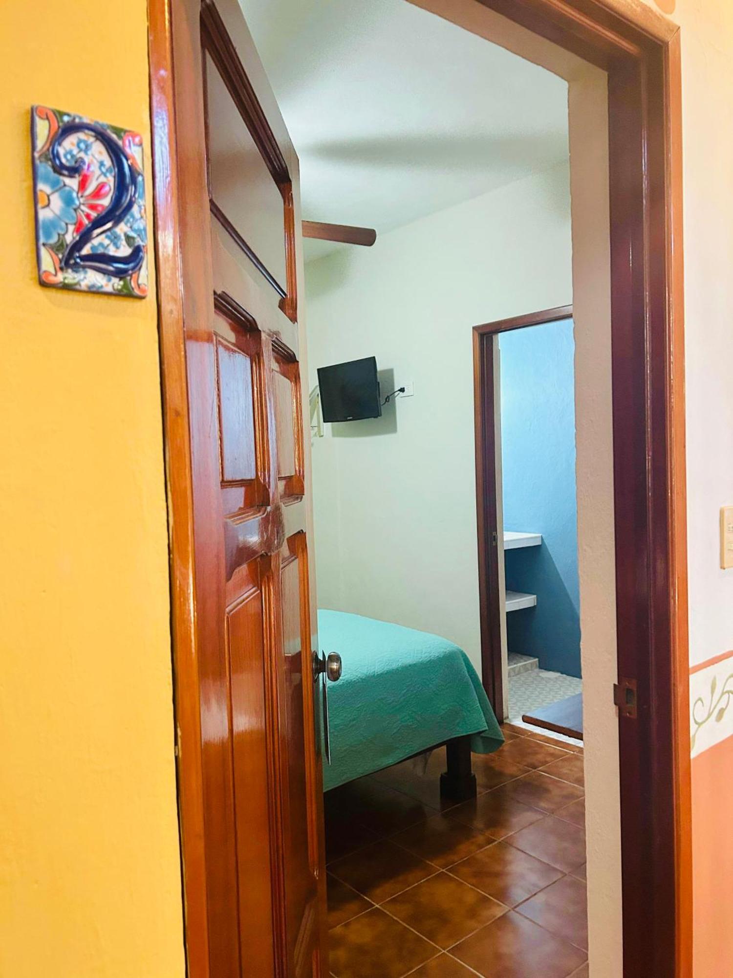 메리다 Casa Tres Colibries B&B 외부 사진